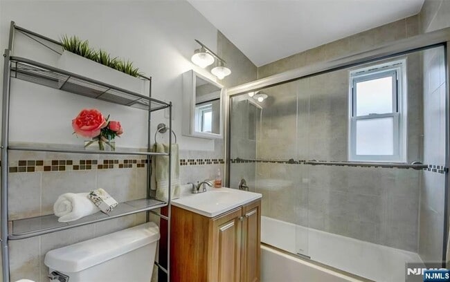 Photo - 370 Esplanade Unit 21