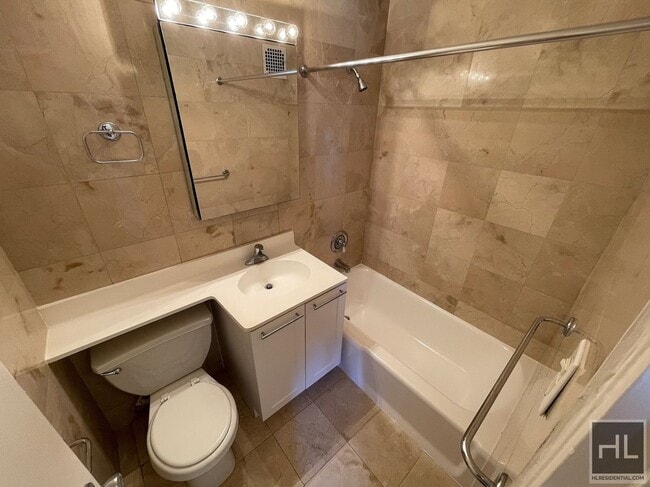 Photo - EAST 49 STREET Unit 10J