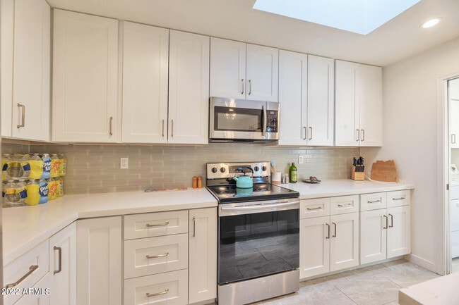 Photo - 10566 N 87th Pl