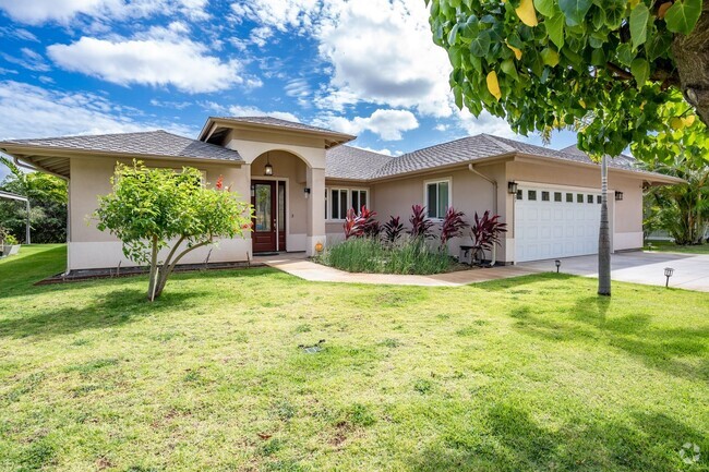 Building Photo - Spacious & Gated Sandhill Estates Home wit...