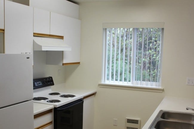 Building Photo - 1628 Runge Ave Unit 1628