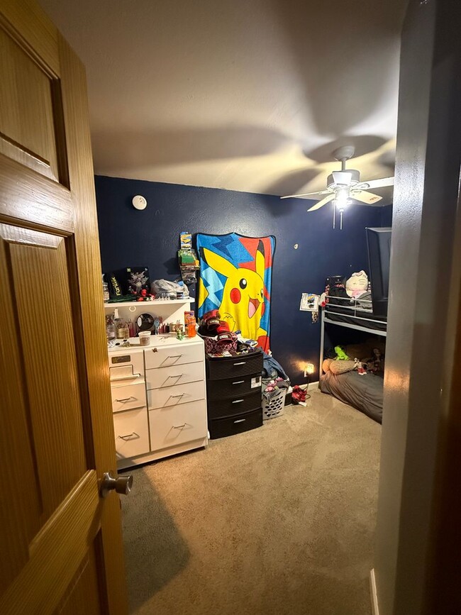 Photo - 3 bedroom / Home in North Pole / Pet friendly!