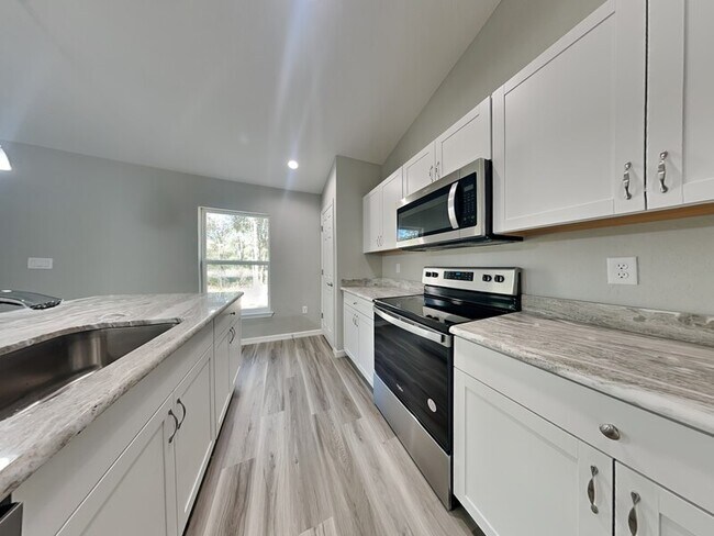 Photo - 19955 SW 96th Ln