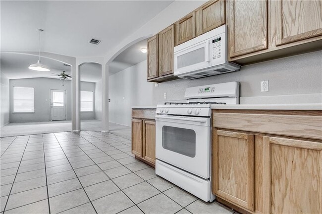 Photo - 602 Golden Gate Dr
