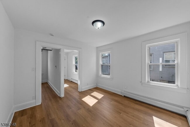 Photo - 330 Evona Ave