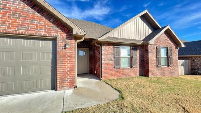 Photo - 1715 Charismatic Dr