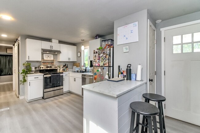 Photo - Updated 2 bedroom manufactured home on lar...