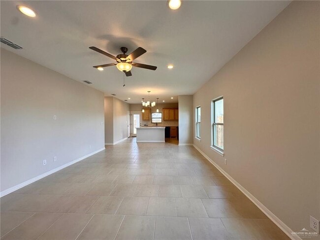 Photo - 21 Westway Ct