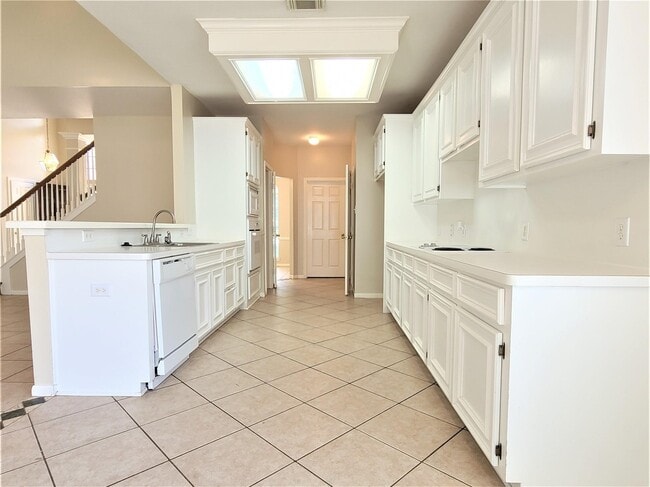 Photo - 117 S Laguna Pointe Dr