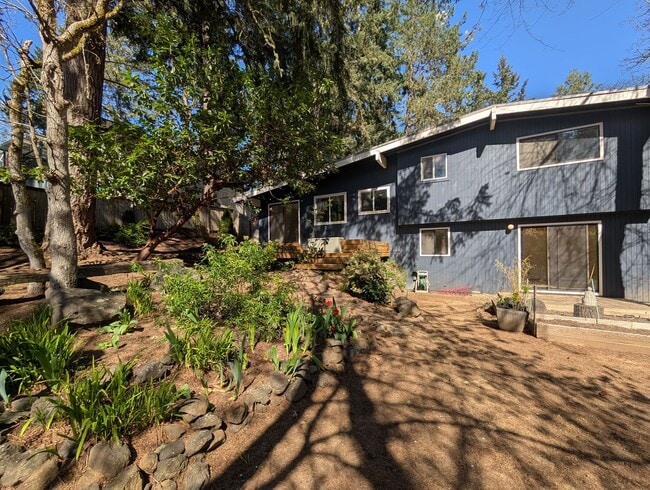 Photo - Fantastic 3-Bedroom, 2.5-Bath Home In East Eugene!