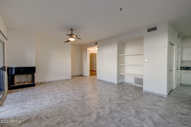 11260 N 92nd St Unit 1115