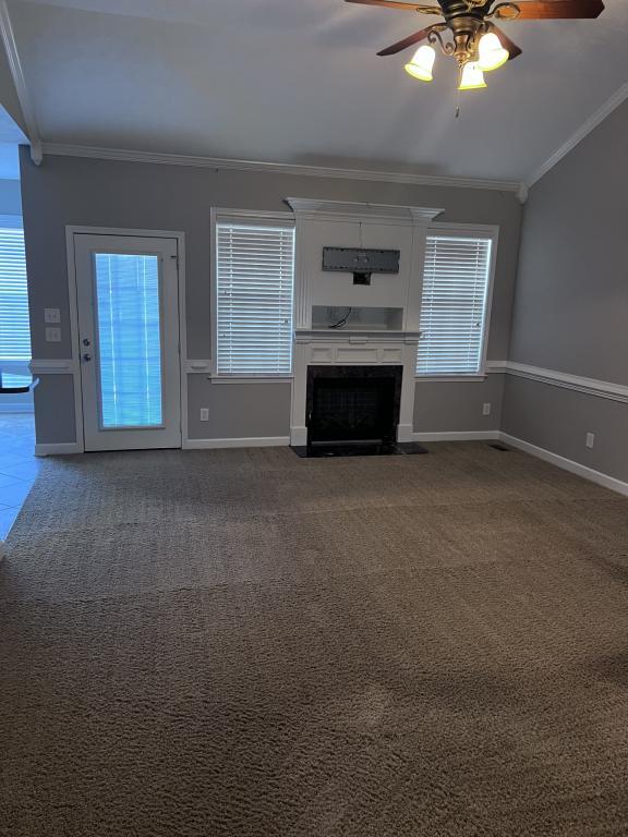 Photo - 809 Wroxham Ln