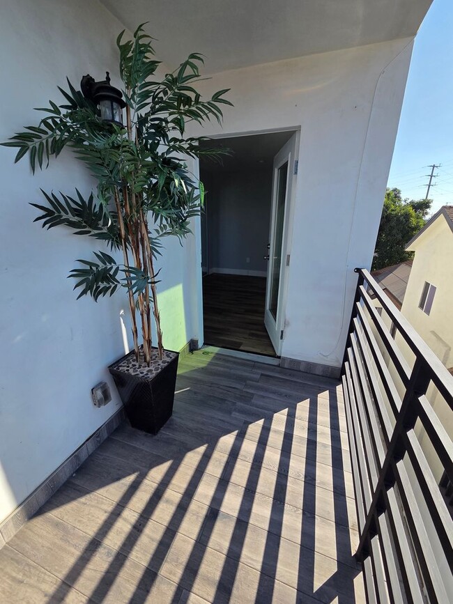 Photo - 608 E 29th St Unit #608