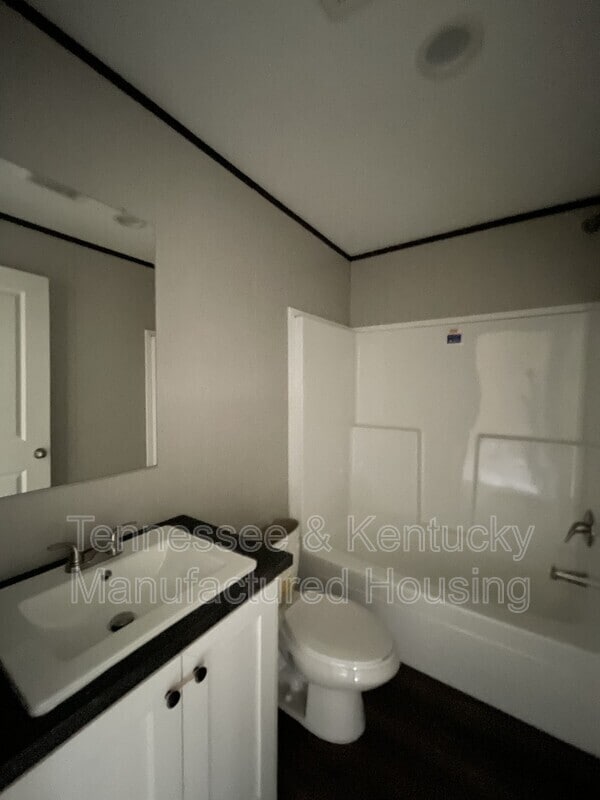 Photo - 106 Cumberland Ln