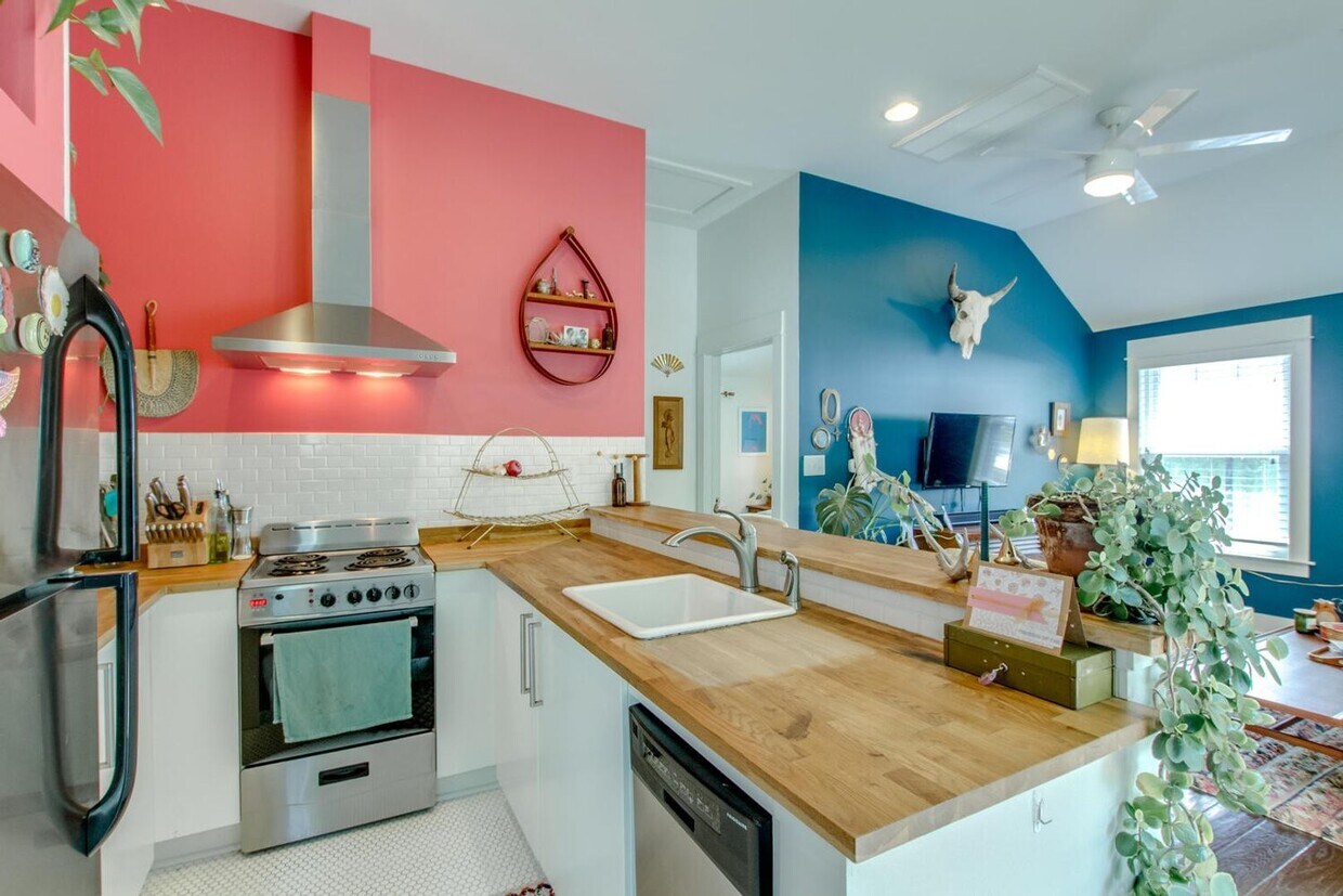 Photo - 1103 N 2nd Street - Back Unit Unit B Nashville, TN 37207