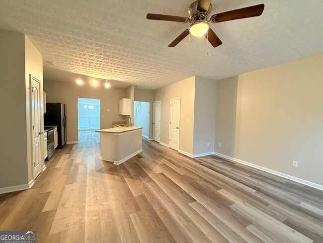 Photo - 20 Pine Canyon Dr SW