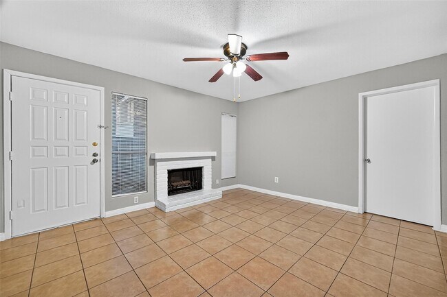 Photo - 2110 Wilcrest Dr Unit 138