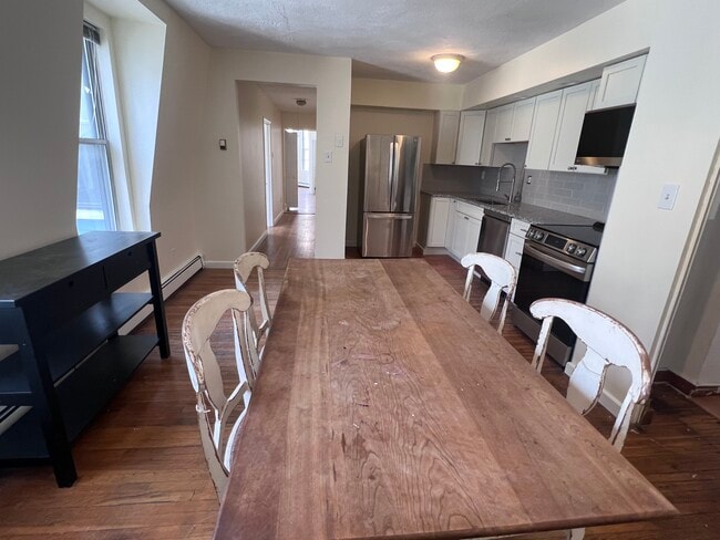 Photo - 394 Broadway Unit 3