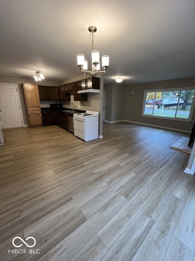 Photo - 1602 S Grant Ave