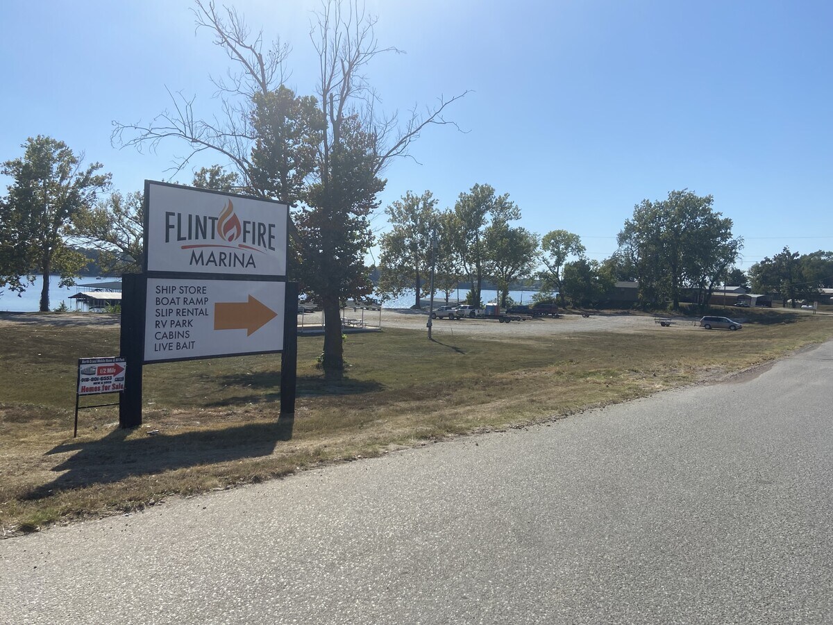 Photo - 65400 E 250 Rd