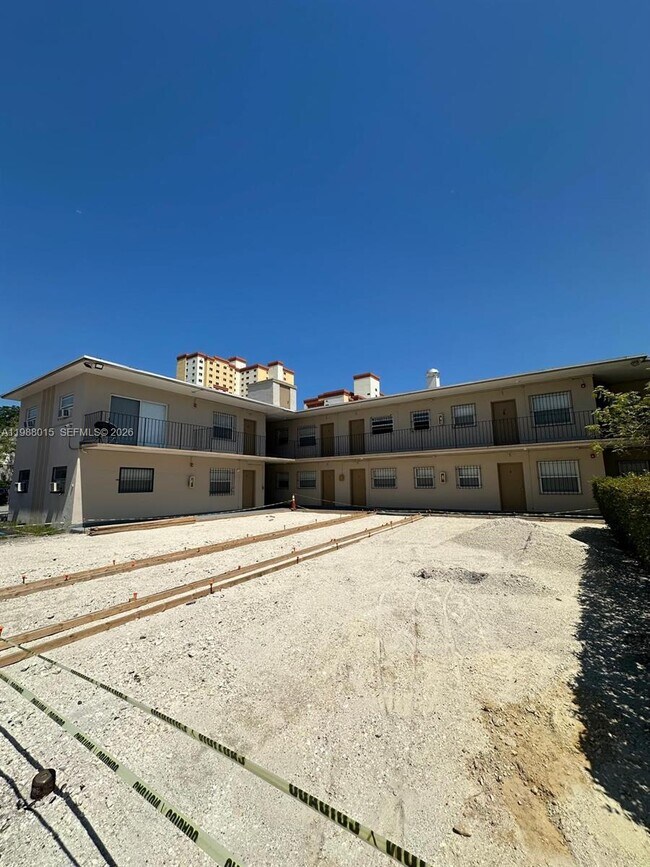 Photo - 100 NE 78th St Unit 4