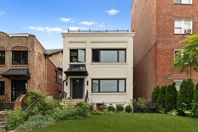 Building Photo - 6115 JFK Blvd E Unit 2