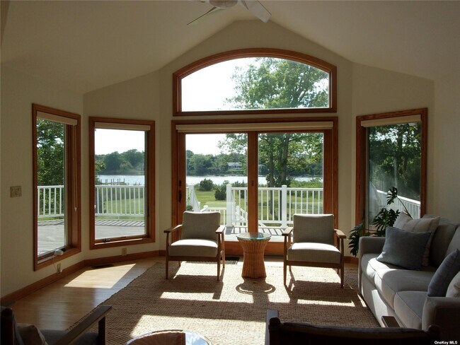 Photo - 49 Old Main Rd