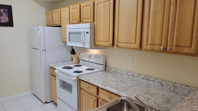 Photo - Annual turnkey furnished renovated GATED C...