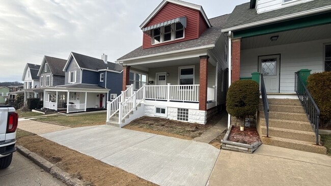 Building Photo - 46 Broadway Ave