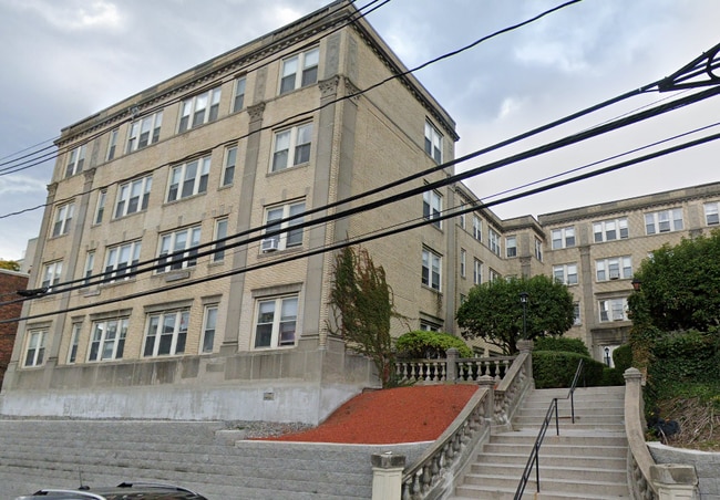 Photo - 20 Colborne Rd