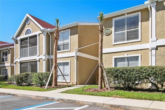 Building Photo - 9481 Highland Oak Dr Unit 1512