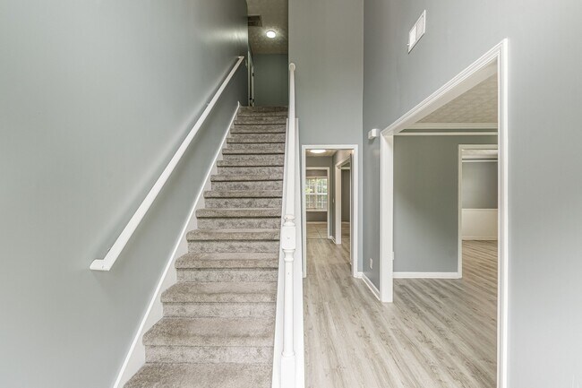 Photo - 4332 Abram Dr