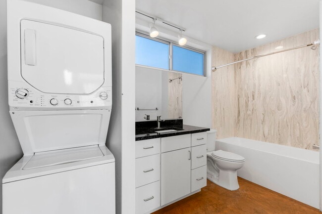 Photo - 200 Cornell Dr