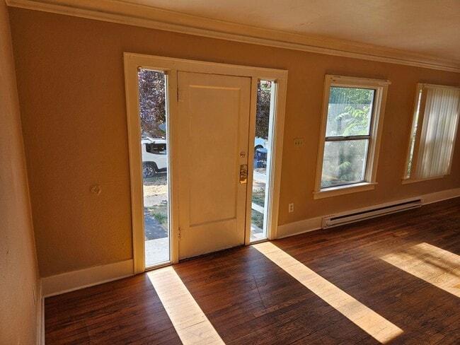 Photo - 3 Bedroom House Only $2,695.00/month!!