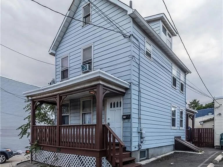 4 bedroom 1 family house for rent - 325 Pershing Ave Casa