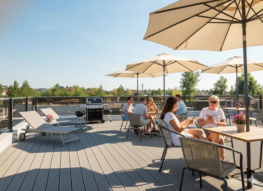 Rooftop Patio - The Shanley