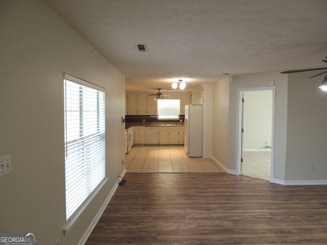 Photo - 10 Brandon Dr