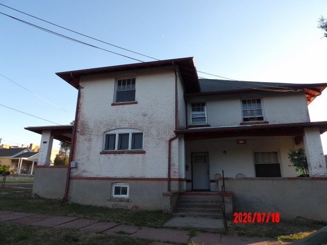 Building Photo - 317 S Chestnut St Unit 1