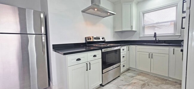 Photo - 3701 Laguna Way