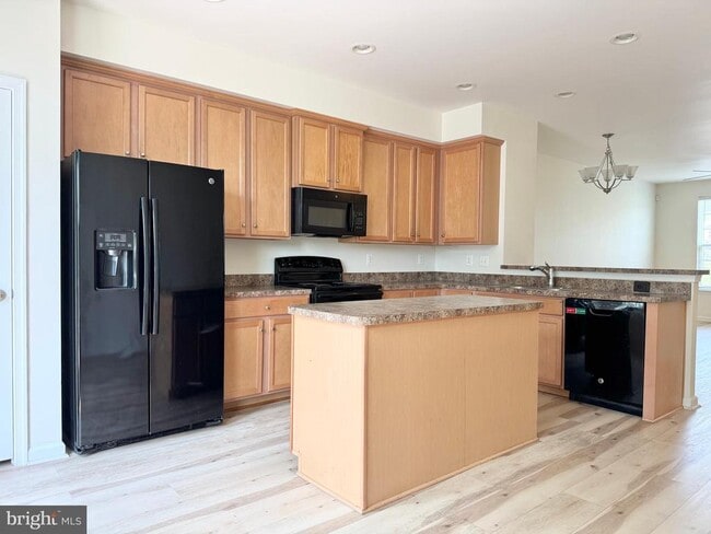 Photo - 127 Streamview Dr