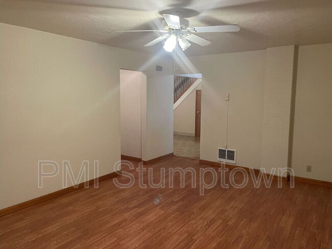 Photo - 1666 SE Clatsop St