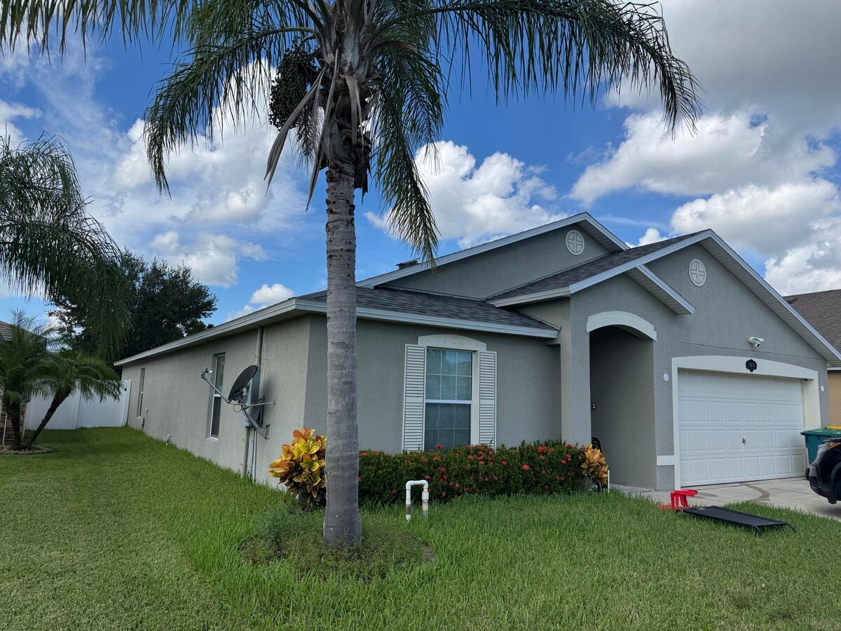 Photo - 1087 Osborne Ct House