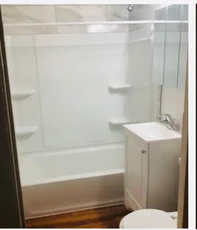 Photo - 707 12th St W Unidad B