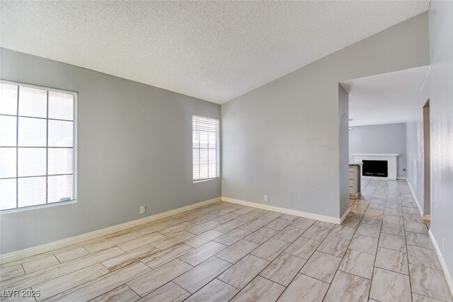 Photo - 7732 Parnell Ave
