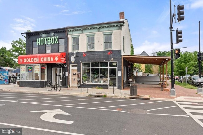 Photo - 1701 6th St NW