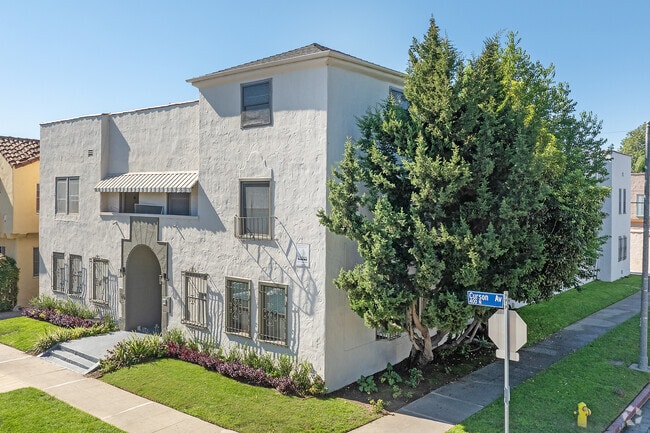 Photo - CU2 - 465 N. Curson Ave