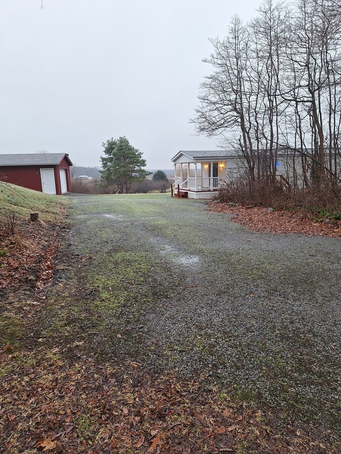 Photo - 174 Veterans Rd
