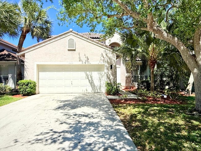 Building Photo - 10875 Old Bridgeport Ln