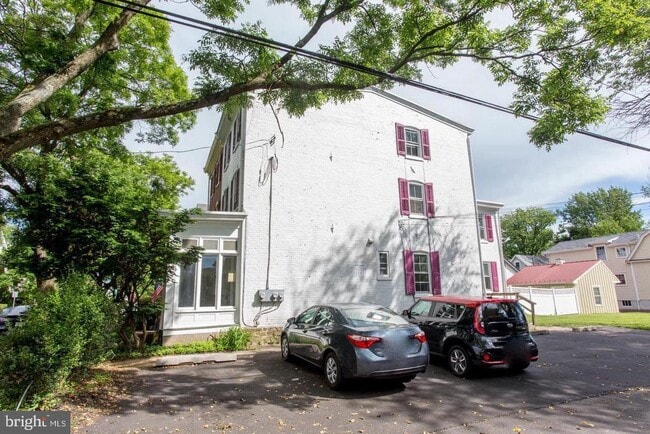 34 S Clinton St