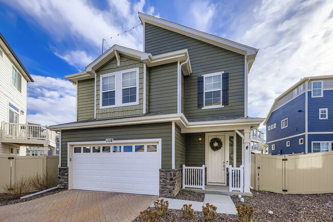 Building Photo - 1116 Highlands Dr